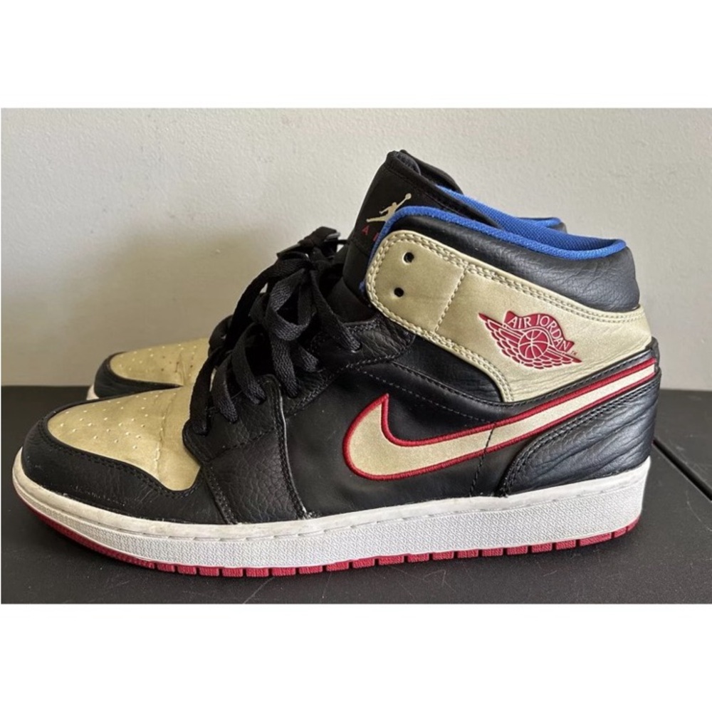 Air Jordan 1 Mid Black Gold Red Mens 12 Shoes 554724 013 Sneakers NIKE